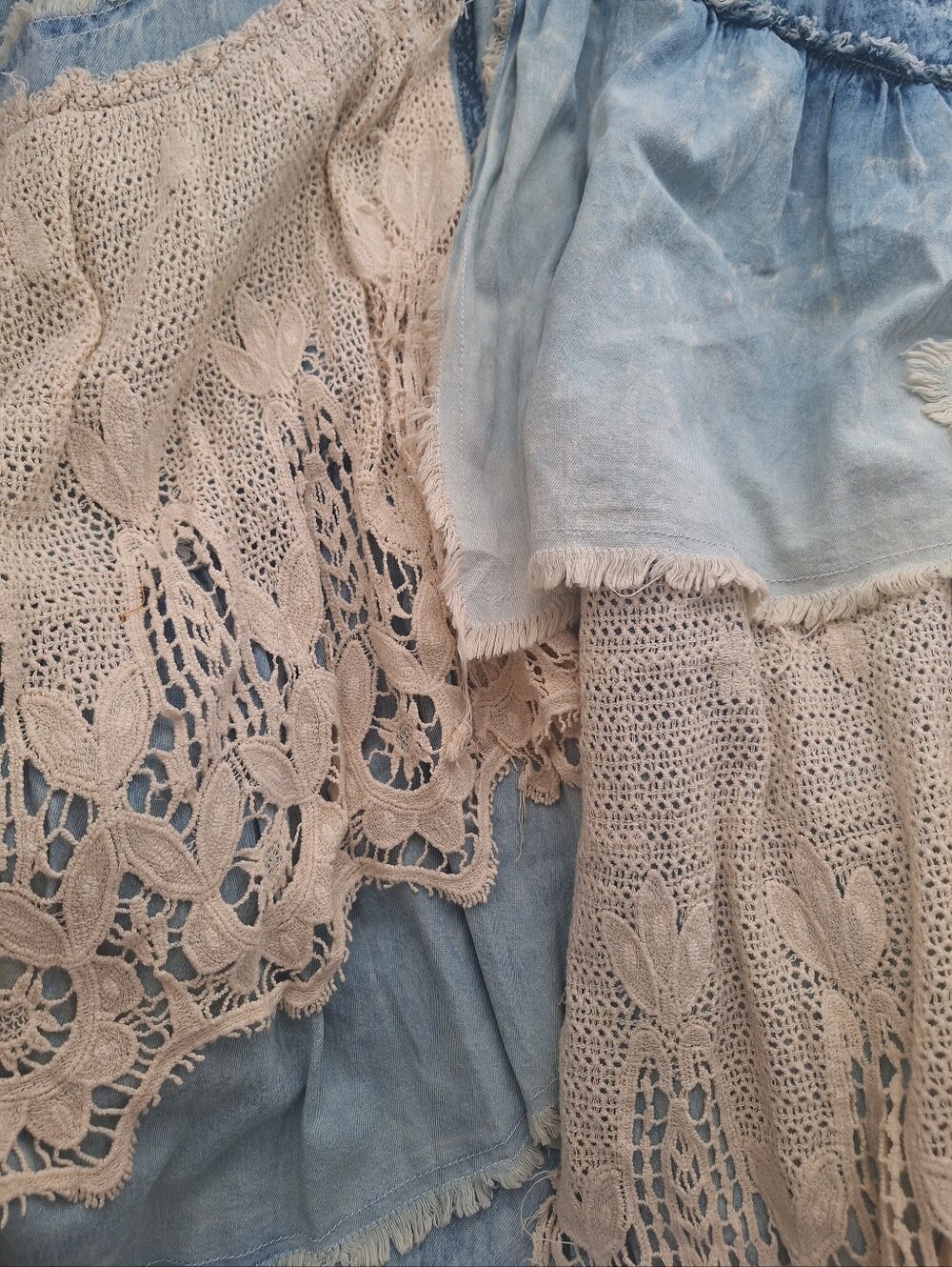A Rare Bird Boho Chic Frayed Denim & Crochet Lace Layered Skirt Pants XL - Picture 10 of 11